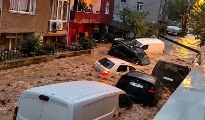 İstanbul'da şiddetli yağış alarmı: Valilik hafta sonu eğitim ve sınavlara ara verdi