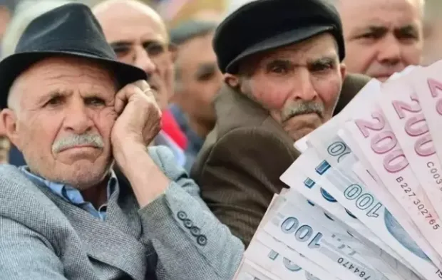 Emekli bayram ikramiyesinde köklü değişiklik iddiası: Herkese değil, sadece dar gelirlilere verilecek