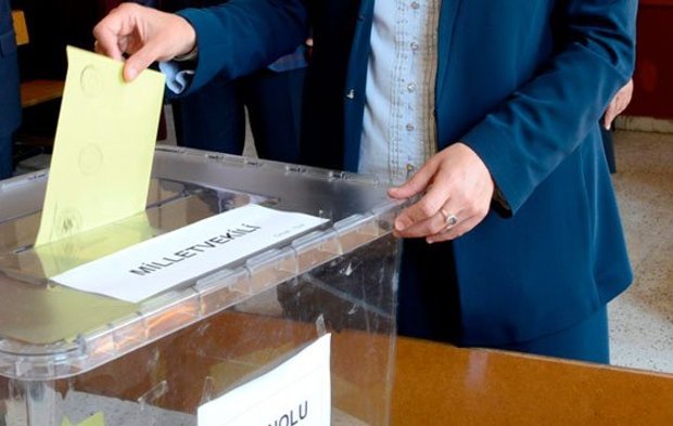 Altaylı’dan çarpıcı seçim analizi: AK Parti dipte ama Erdoğan hâlâ en güçlü aday