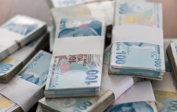 Bayram ikramiyesi için rakam verdi! Emekliye zam sisteminde büyük değişim mi geliyor?