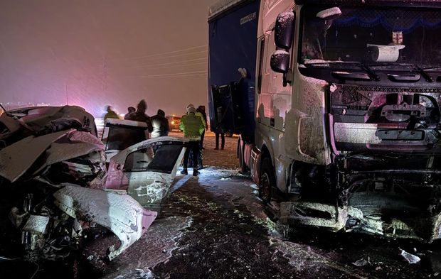 Erzurum’da feci kaza: aynı aileden 4 kişi hayatını kaybetti