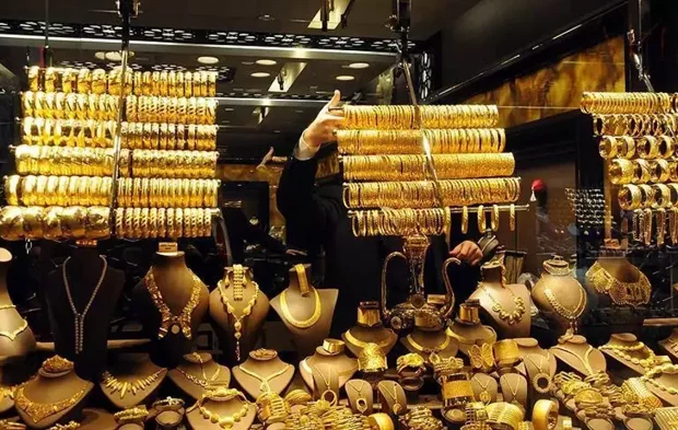 Piyasalarda fırtına öncesi sessizlik: Altın, bitcoin ve dolar için dikkat çeken uyarı!