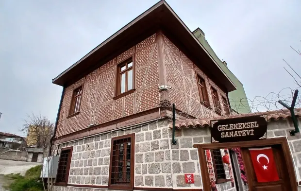 Hamamarkası’na yeni bir soluk: Geleneksel Sanatevi 1 Nisan’da açılıyor