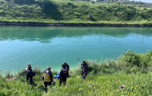 Adana'da şüpheli ölüm! Sulama kanalında cansız kadın bedeni bulundu