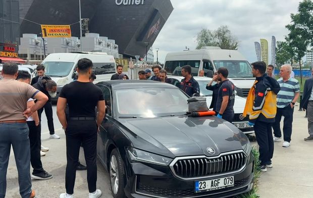 Camı kırıp içeri baktıklarında şok oldular! Bagajda ölü bulundu