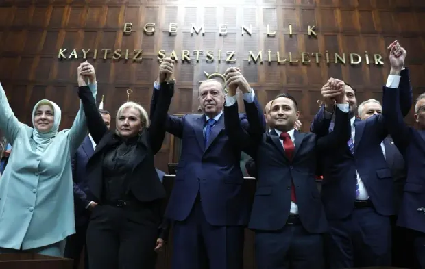 Ankara kulislerini hareketlendiren iddia! İYİ Partili vekil AK Parti'ye transfer olacak!
