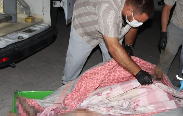Kötü koku gerçeği ortaya çıkardı: Annesinden 5 gün sonra evinde ölü bulundu!