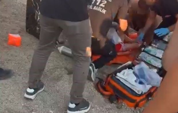 Van Gölü'nde Acı Olay: 4 Yaşındaki Çocuk Boğularak Hayatını Kaybetti