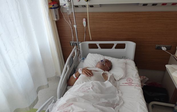 Motosikletle çarpıp arkasına bile bakmadan kaçtılar: Yaralı adamın oğlu isyan etti