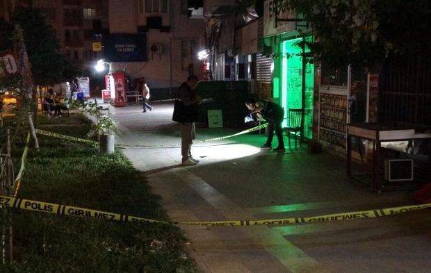 İş yerinde başlayan tartışma kanlı bitti: 21 yaşındaki genç bıçaklandı!