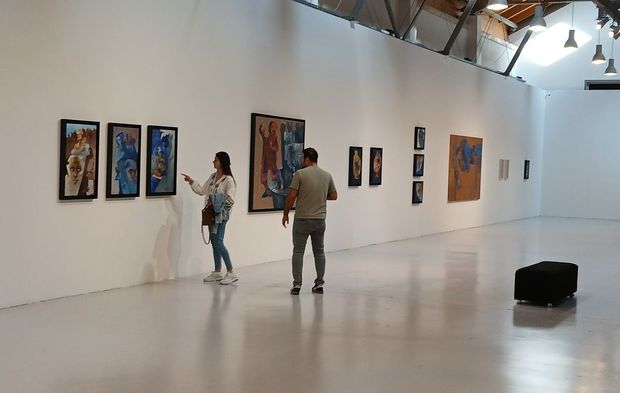 Özgür Eryılmaz’ın “Eş Zaman İnsan” sergisi CerModern’de