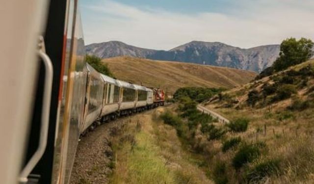 Ankara-Tatvan turistik tren gezisi başladı