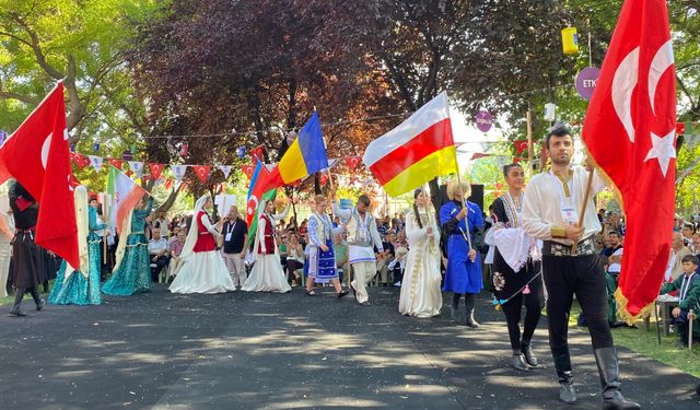 Başkentte Uluslararası Dans Festivali: 11 Ülke Sahne Aldı