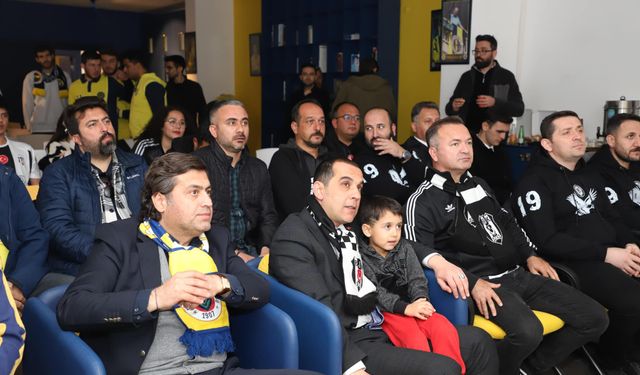 Ezeli rekabet ebedi dostluğa mı dönüşüyor? Fenerbahçe ve Beşiktaş taraftarlarından örnek davranış!