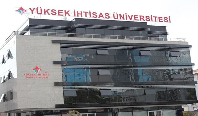 Ankara Yüksek İhtisas Üniversitesi'nde Rektör-Öğrenci Buluşmaları devam ediyor