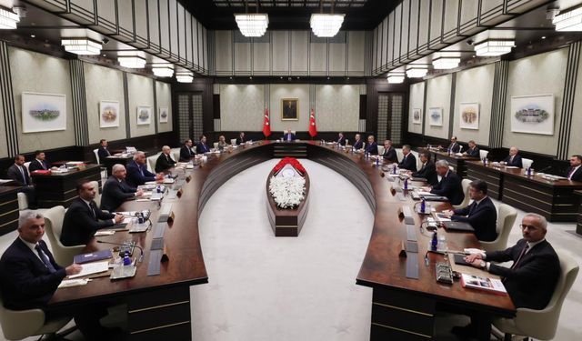 Ankara kulisleri hareketli: Kabine revizyonu için geri sayım başladı!