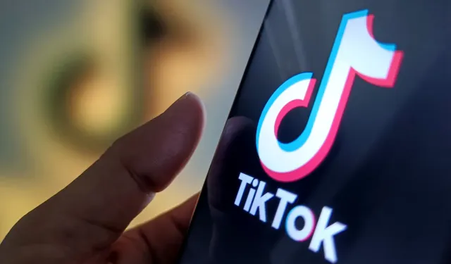 MHP'den TikTok çağrısı: "Toplumsal bir çöküş yaşanıyor"