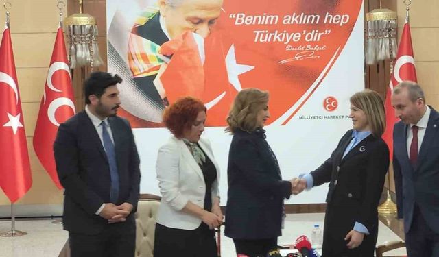 Bu bayram ilk yaşandı! MHP ile DEM Parti ilk kez bayramlaştı