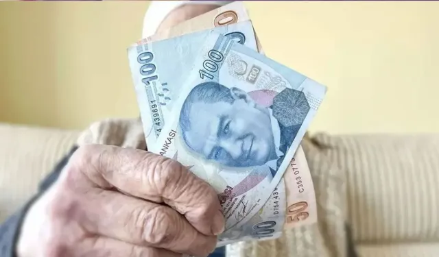 Milyonlarca emekliyi ilgilendiren karar Meclis'ten geçti: Maaşlar 20 bin TL oldu!