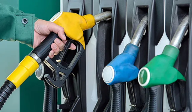 15 Ekim akaryakıt fiyatları sabit kaldı: İstanbul, Ankara ve İzmir’de güncel benzin ve motorin fiyatları