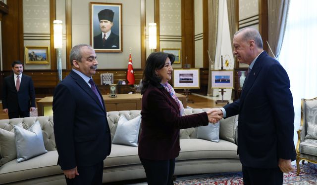 Ankara'daki kritik buluşma ertelendi: DEM–Erdoğan görüşmesi o gün yapılacak!