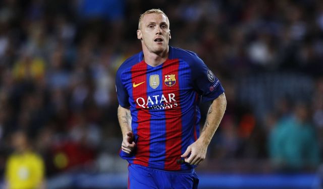 Milyon sterlinlerden asgari ücrete... Dünyaca ünlü o futbolcunun hazin sonu!