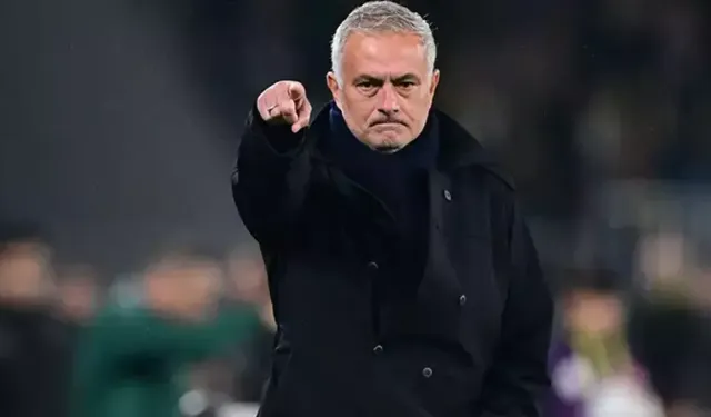 Fenerbahçe'den ayrılmıştı... Mourinho'dan şok hamle: Benfica ile anlaştı!