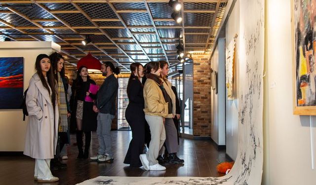İmgesel Paradoksallık sergisi Ankara'da açıldı