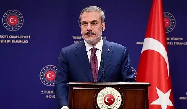 Bakan Fidan’dan Leman Karikatürüne Sert Tepki: “En Ağır Şekilde Kınıyorum”