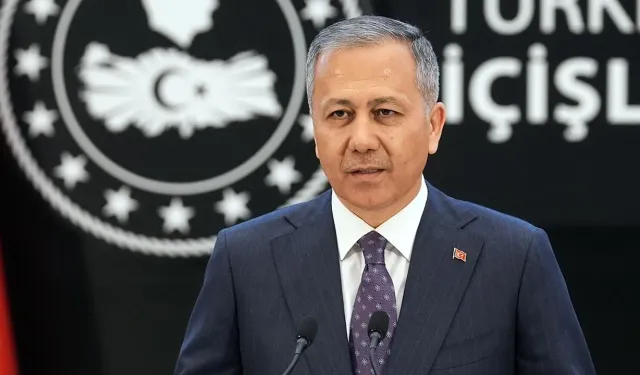 Bakan Ali Yerlikaya’dan yeni trafik kanunu açıklaması: ‘Dur’ ihtarına uymayana 200 bin lira ceza