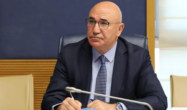 TBMM’deki kavga sonrası CHP’li Mahmut Tanal hastaneye kaldırıldı