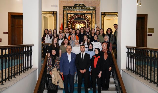 Büyükelçi Hasan Ulusoy Ankara’da gençlerle buluştu