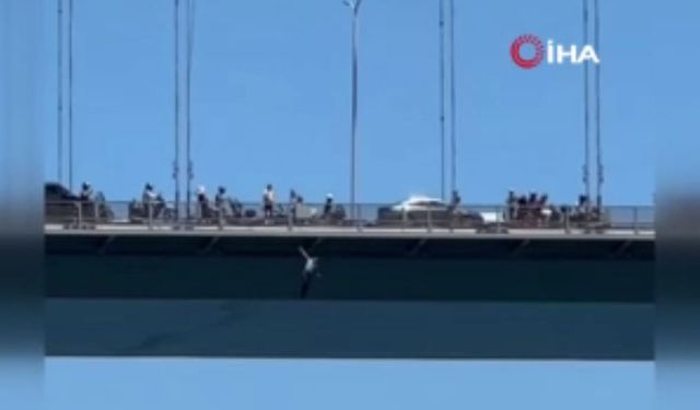 15 Temmuz Şehitler Köprüsü’nden atlayan bir kişi hayatını kaybetti... O anlar kamerada