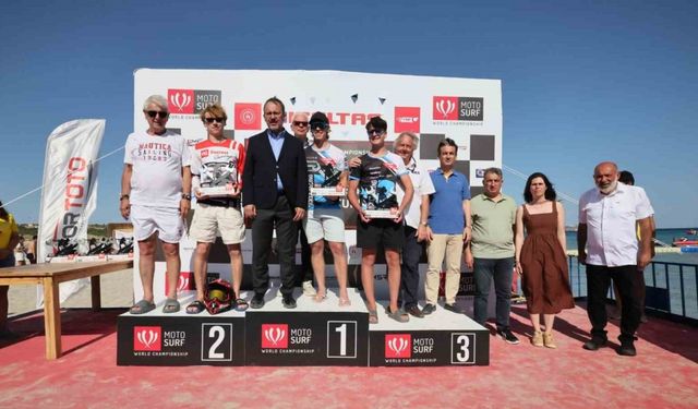 Dünya Motosurf Şampiyonası’nda final heyecanı Çeşme’de yaşandı
