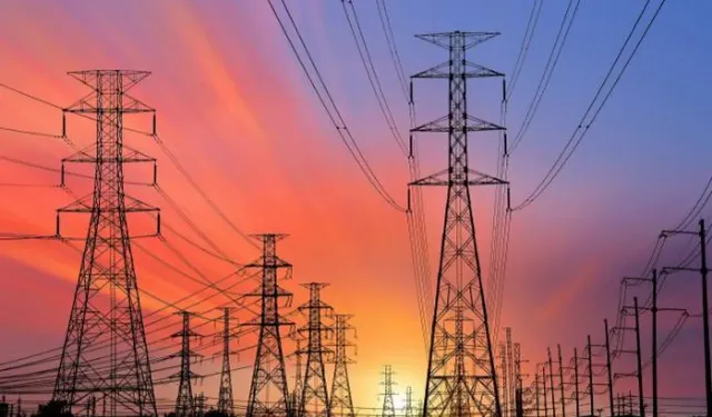 Türkiye'nin günlük elektrik verileri açıklandı! Üretim ve tüketim başa baş