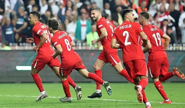 Milli maçın oynanacağı saat olay oldu: Tepkiler çığ gibi!