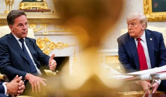 Trump'tan Rusya'ya Yeni Gözdağı: "50 Gün İçinde Ateşkes Olmazsa Ağır Vergiler Geliyor"