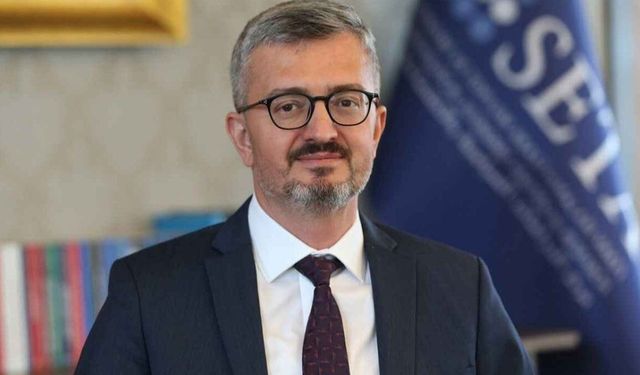 Burhanettin Duran: "Türkiye'nin bağımsızlığına kasteden tarihi bir kırılma anı yaşandı"