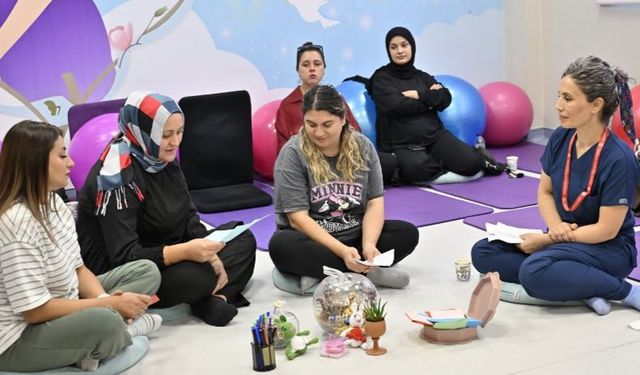 Etlik Şehir Hastanesi’nde “Bebeğime Mektup” Etkinliği Duygulandırdı