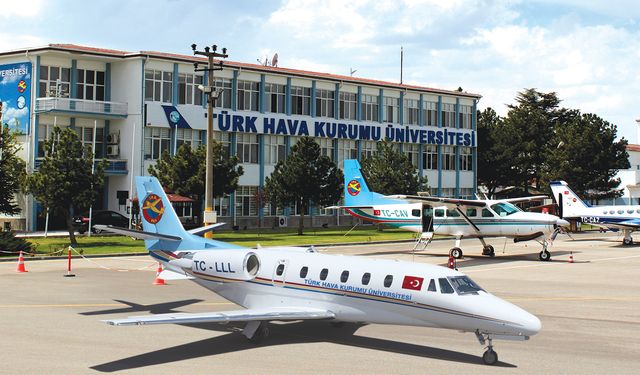 THK Üniversitesi geleceğe kanat açmak isteyenleri tercih fuarlarına bekliyor