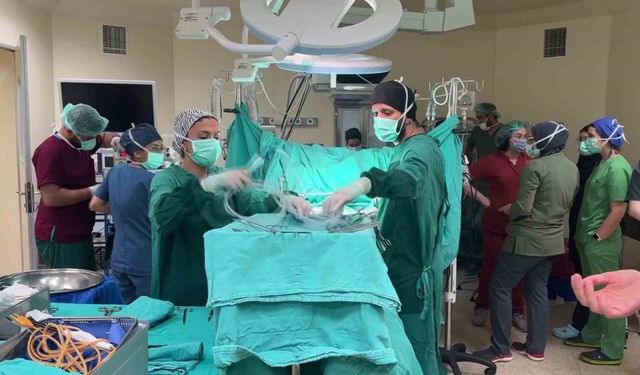 Sinop’ta motosiklet kazası geçiren genç kız 10 gün sonra yaşamını yitirdi: Organları 3 hastaya umut oldu