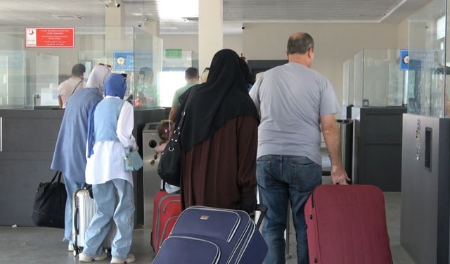 Türkiye'den Suriye’ye geçişlerde pasaport dönemi başladı!