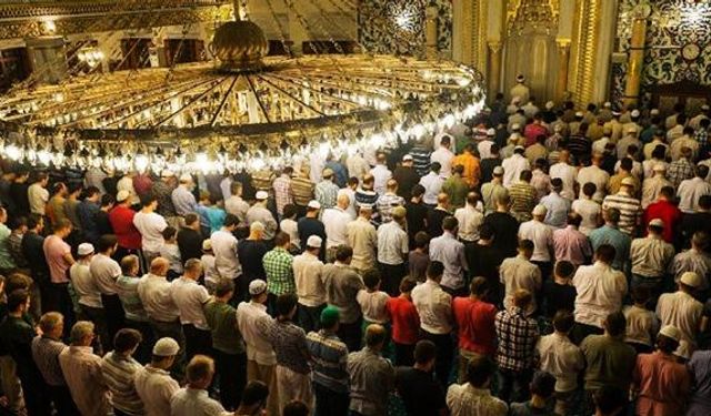 İspanya'da skandal karar: Müslümanların bayram kutlamalarına yasak geldi!