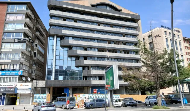 Eski Telekomünikasyon Başkanlığı Binasında tadilat sürüyor