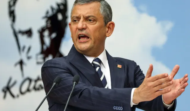Şok iddia: Aziz İhsan Aktaş'ın aracı Özgür Özel'e mi tahsis edildi?
