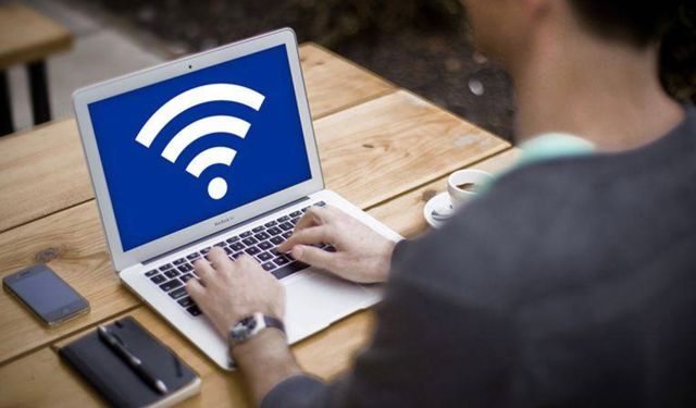 İnternet kullanmayanların oranı Türkiye’de ilk kez tek haneye indi