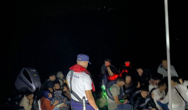 Didim açıklarında geri itilen 18’i çocuk 71 düzensiz göçmen kurtarıldı