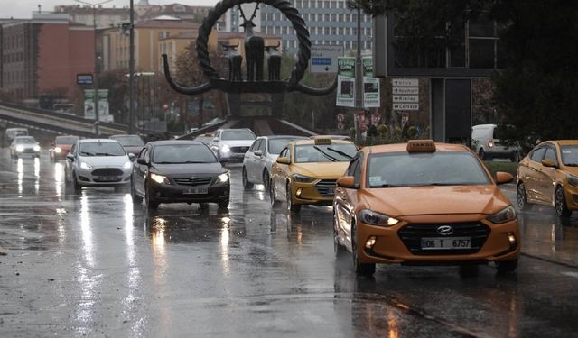 Yurtta yağış alarmı: Ankara'ya kuvvetli sağanak bekleniyor!