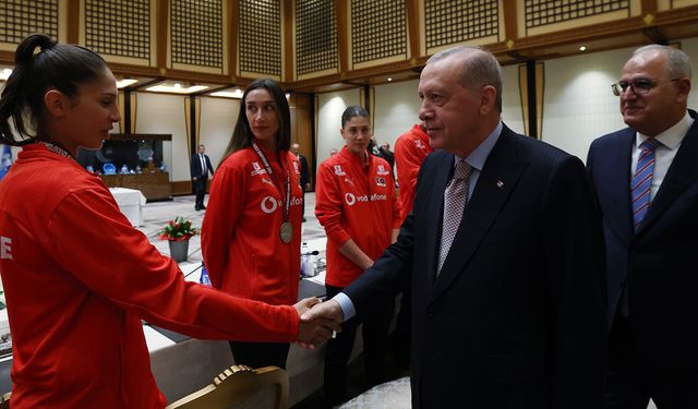 Cumhurbaşkanı Erdoğan Filenin Sultanları’nı kabul etti