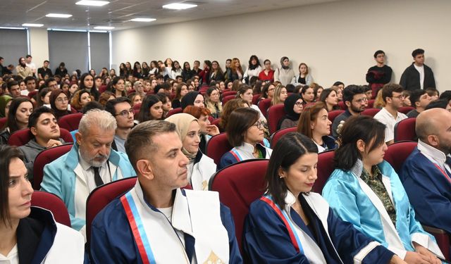 Ankara YİÜ'de "Üniversite Hayatına Giriş" programı gerçekleşti